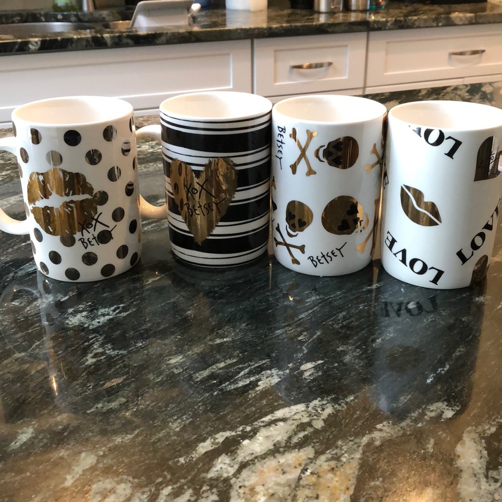 Set of 4 Betsy Johnson Mugs